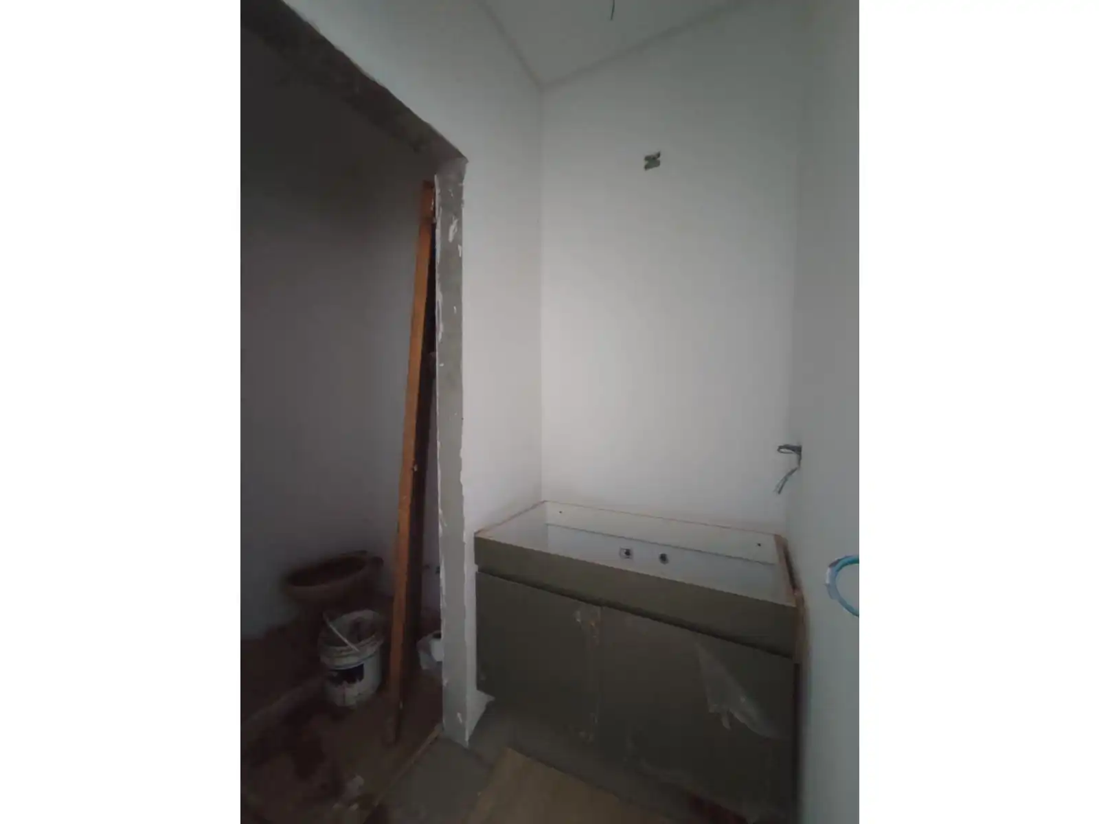 casa-en-venta-en-rosario-escalera-interior Casa en venta en Rosario escalera interior