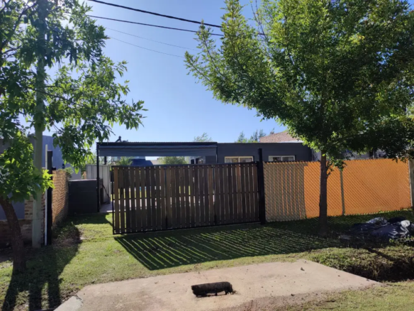 Casa en venta en Tierra de Sueños 3 Roldán fachada