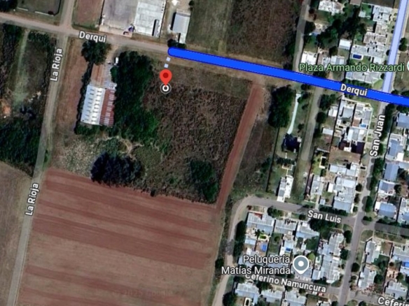 Vista del terreno en venta en Cañada de Gómez, ideal para uso industrial.